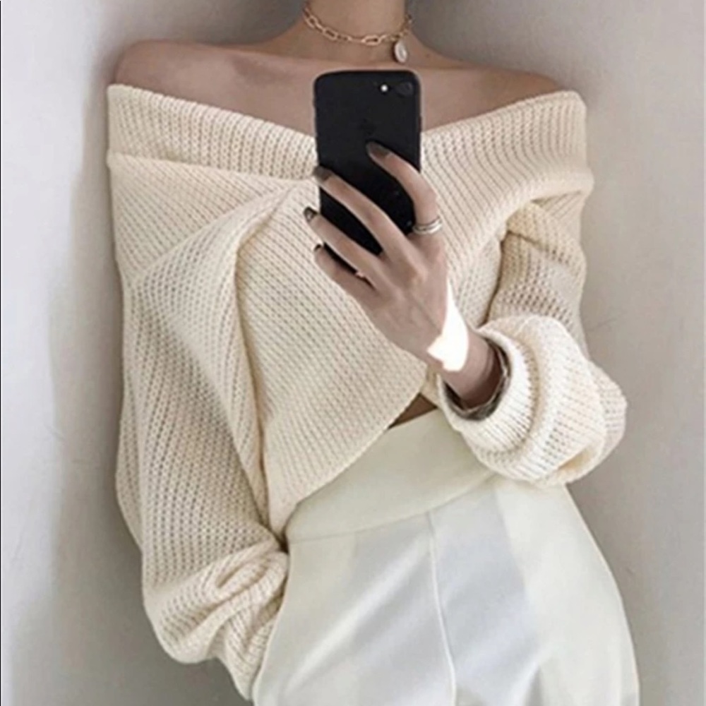 NEW Sweater M/L womens wrap white